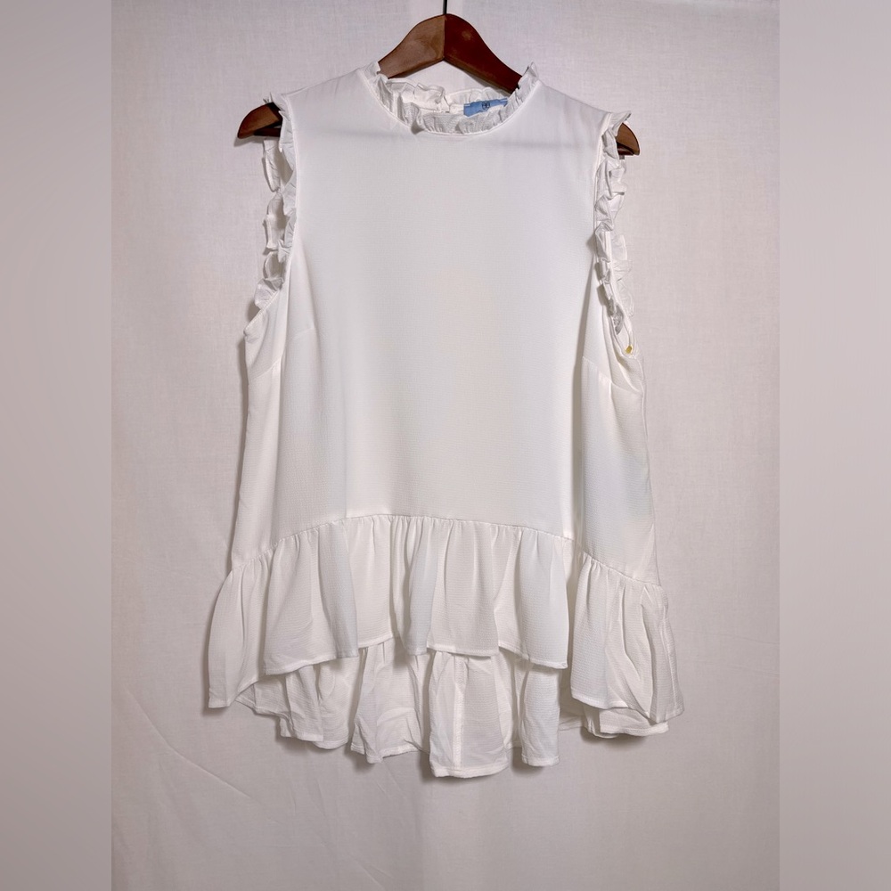 NWT CeCe Top size L